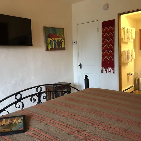 Casa Cuma Bed & Breakfast 3*