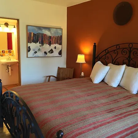 Casa Cuma 3*
